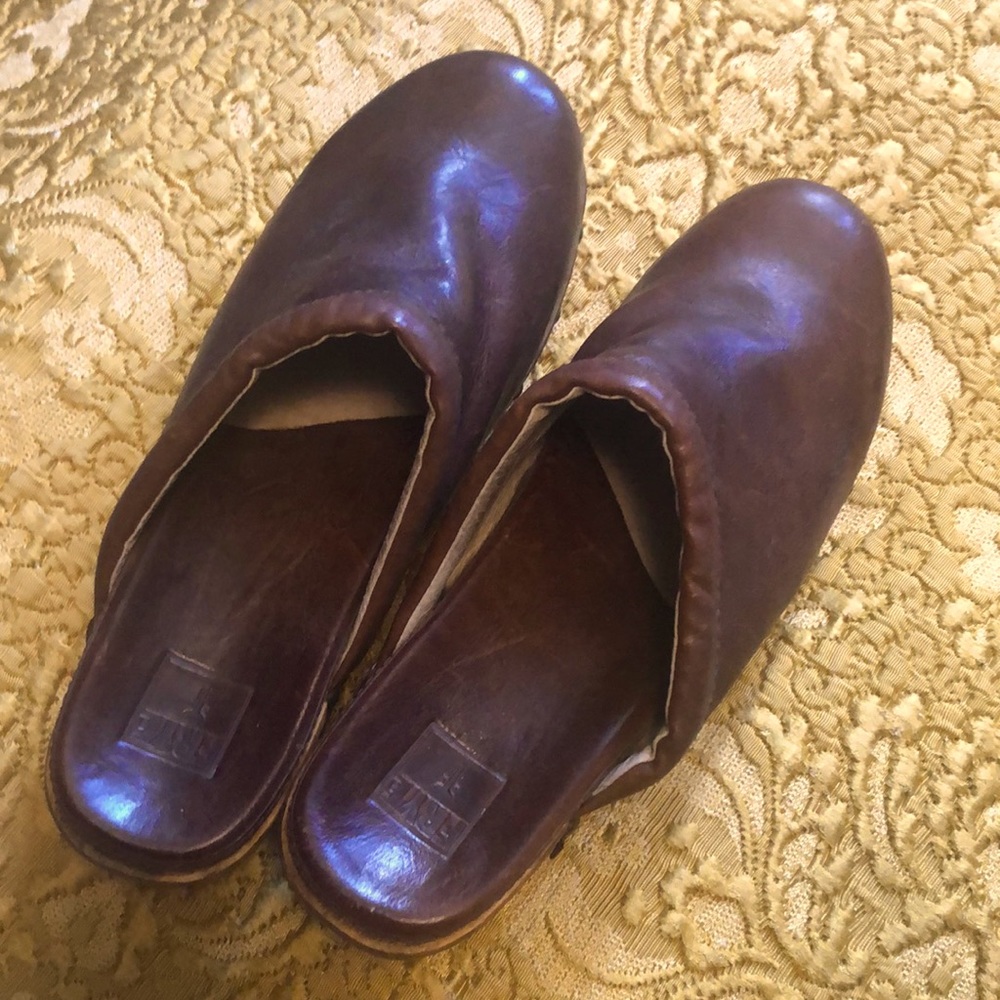 FRYE brown leather clogs - excellent condition